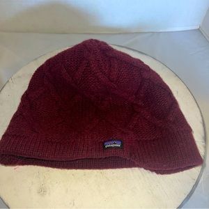 Patagonia Women's Honeycomb Knit Beanie Hat Winter Wool Maroon Burgundy